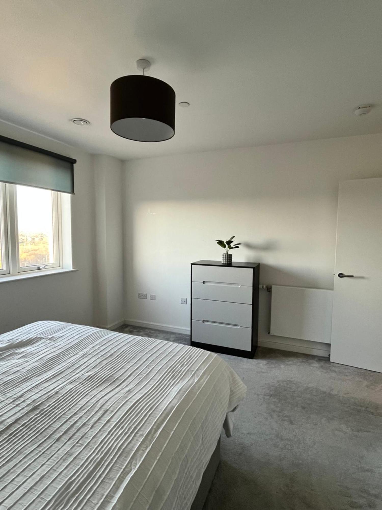 One Bedroom Apartment バーキング エクステリア 写真
