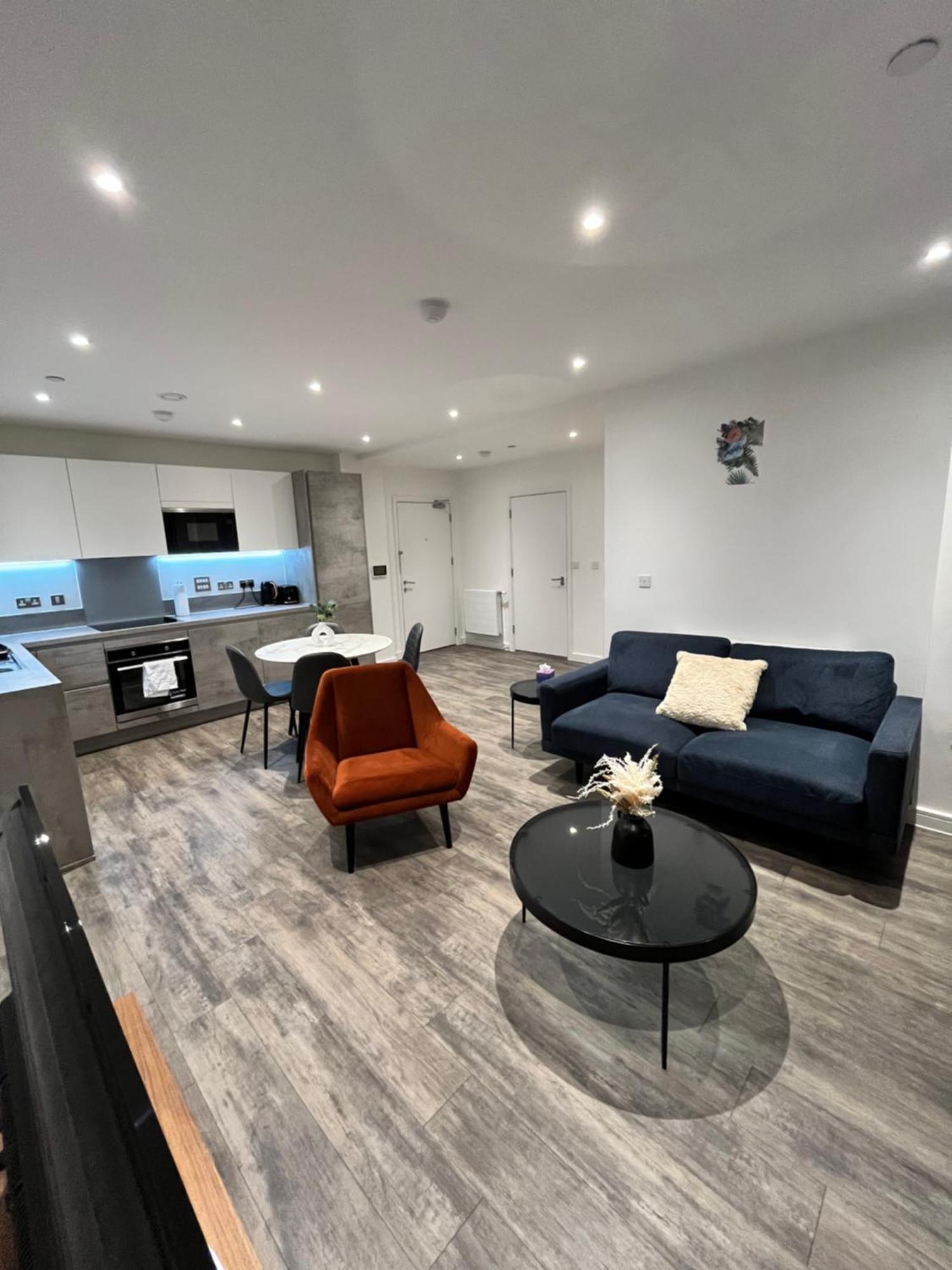 One Bedroom Apartment バーキング エクステリア 写真