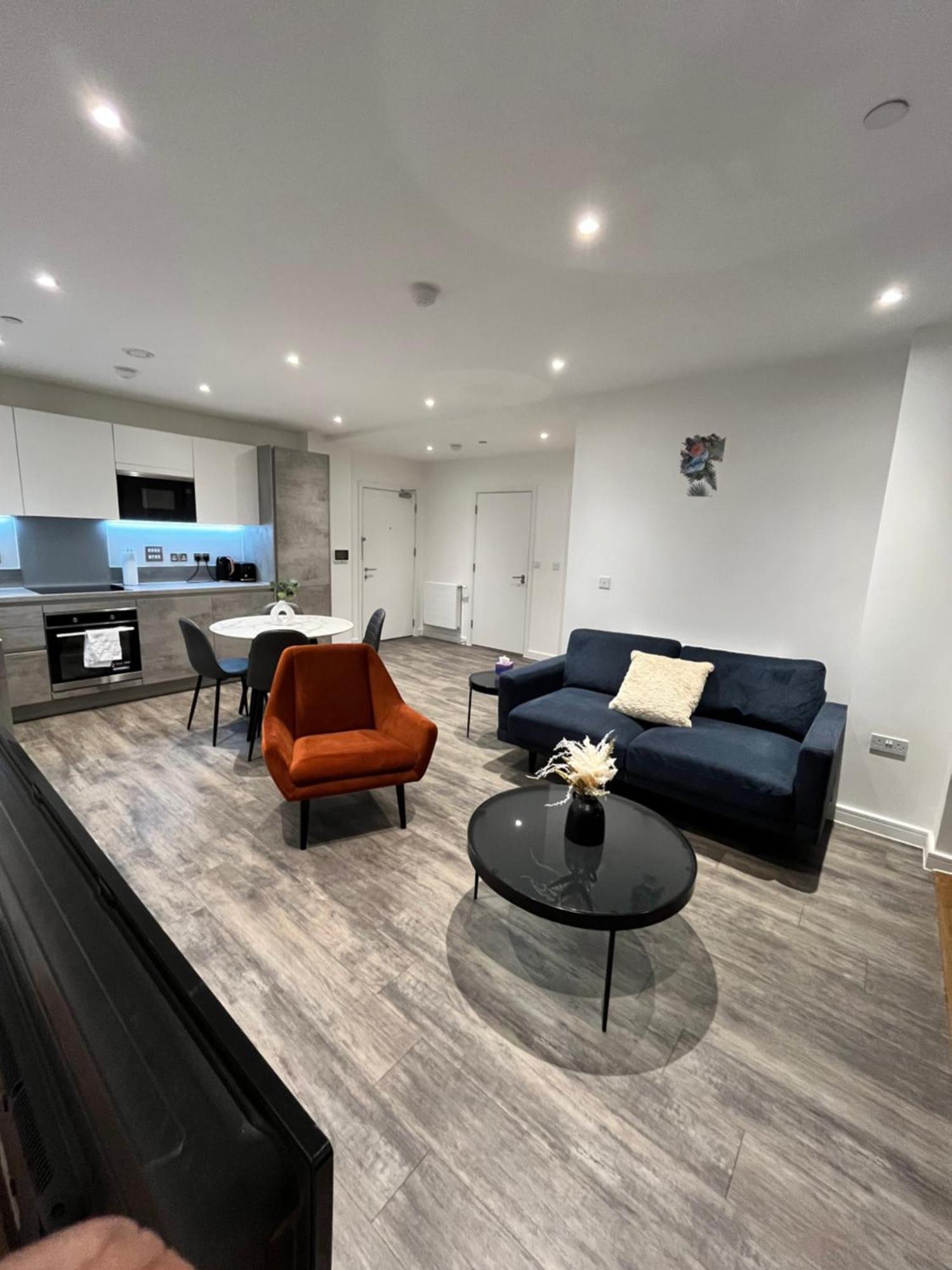 One Bedroom Apartment バーキング エクステリア 写真